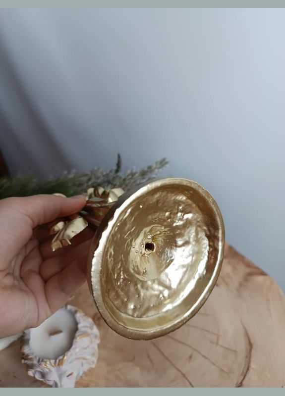 Подсвечник чугунный с бантом, золотистый, высокий, тяжелый 450 г No Brand (336381468)