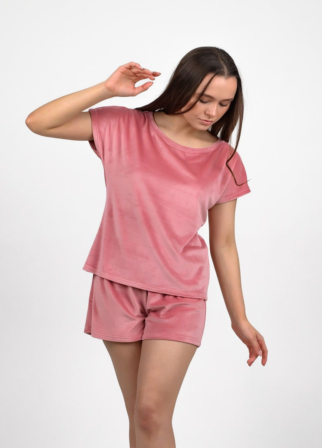 Розовая женская велюровая пижама NEL