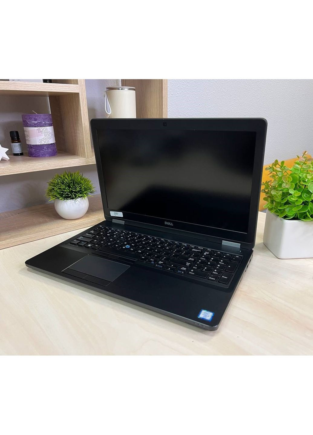 Ноутбук мощный 5570\Core i5-6300 (2,4GHz)\16Gb\ssd256Gb\15,6" Dell (365736430)