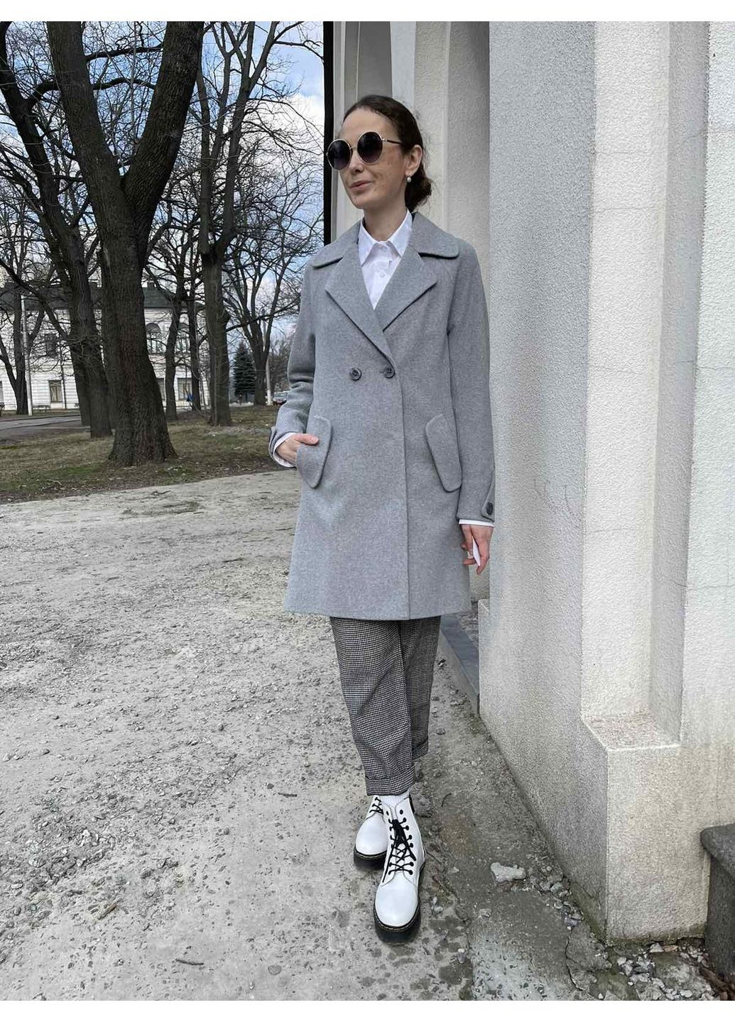 Сіре демісезонне Пальто жіноче демісезонне 578 світло-сірого кольору (ПМ-578-сер-СВ) Sifurs