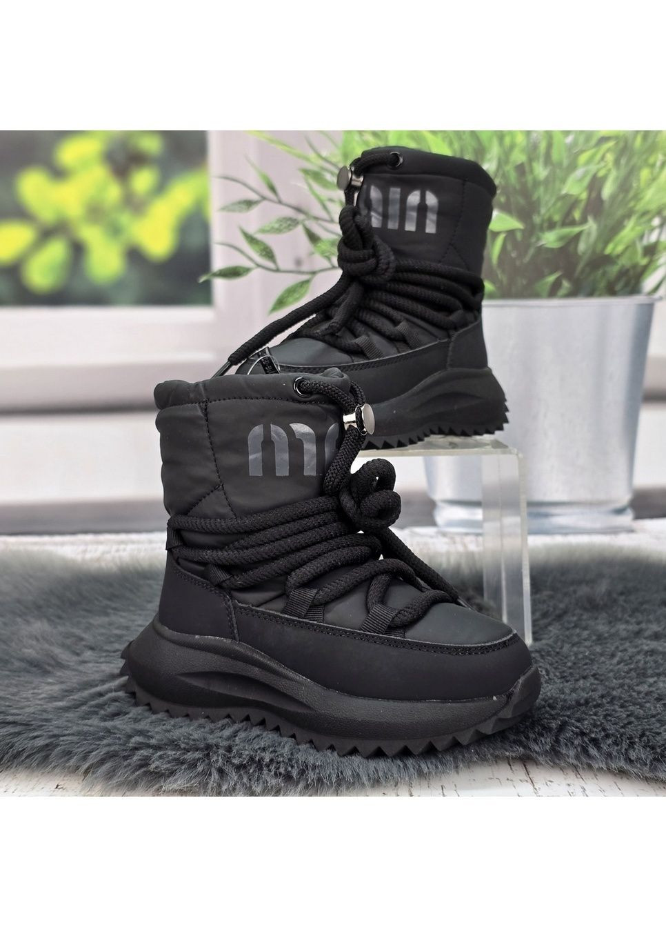 Чоботи дутики дитячі для дівчинки чорні зимові з декоративним шнурівкою Jong Golf (369377425)