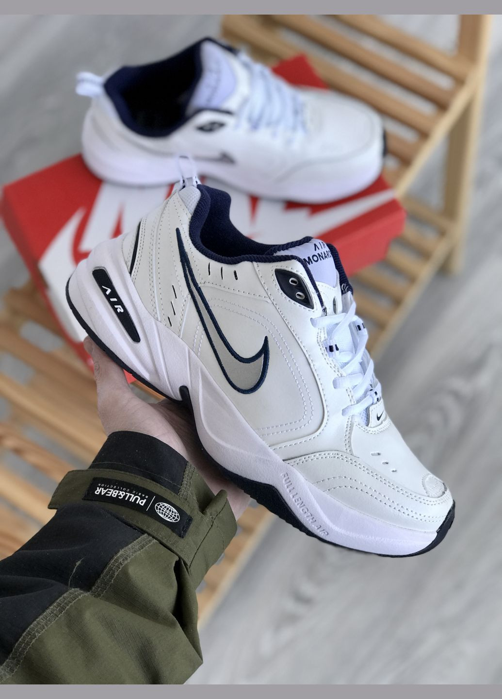 Кроссовки женские и мужские Nike Air Monarch white| Найк Аир Монарх белые белые No Brand белые демисезоны (307288647)