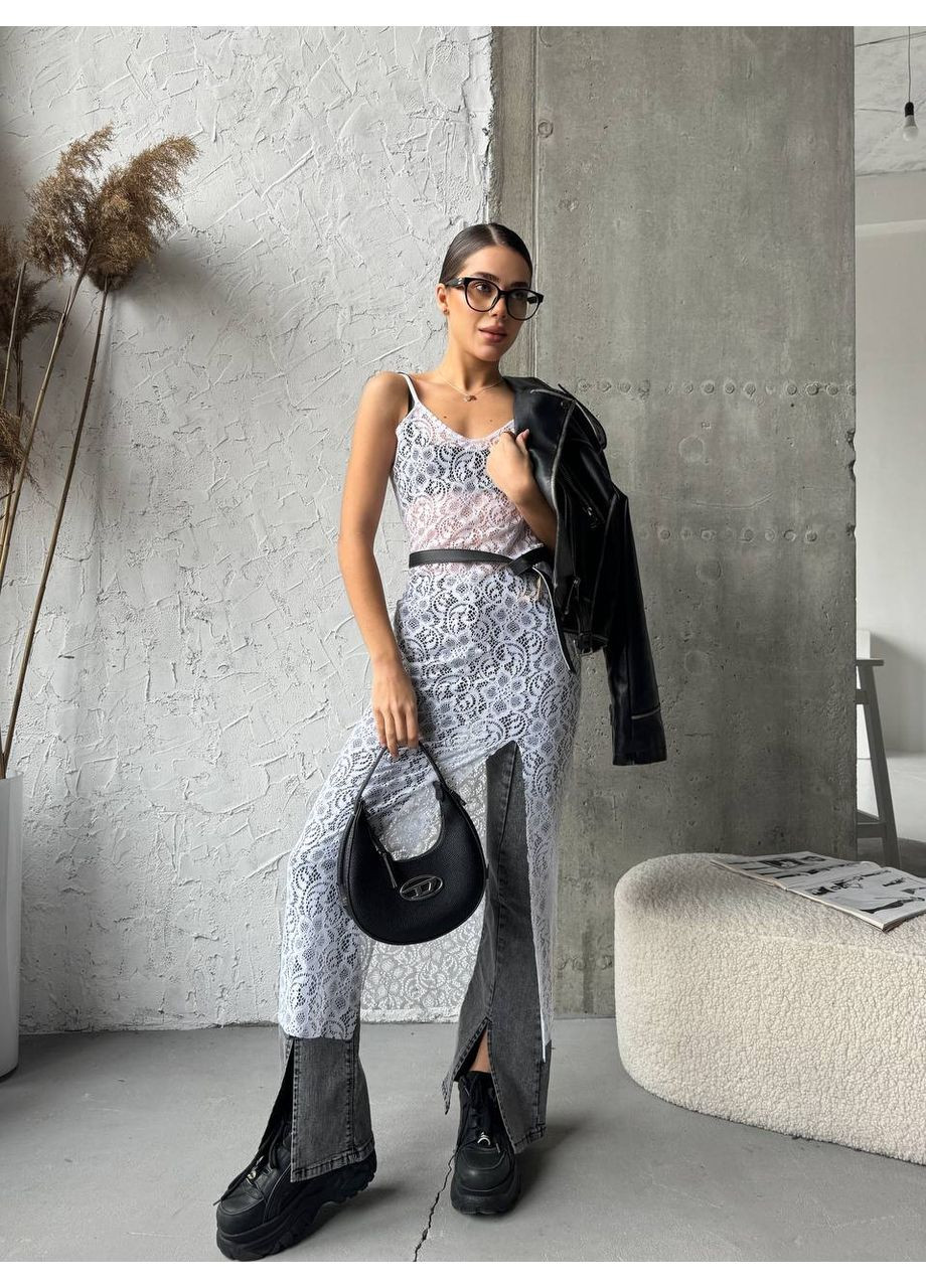 Белое кэжуал женское кружевное платье на бретелях Україна с цветочным принтом