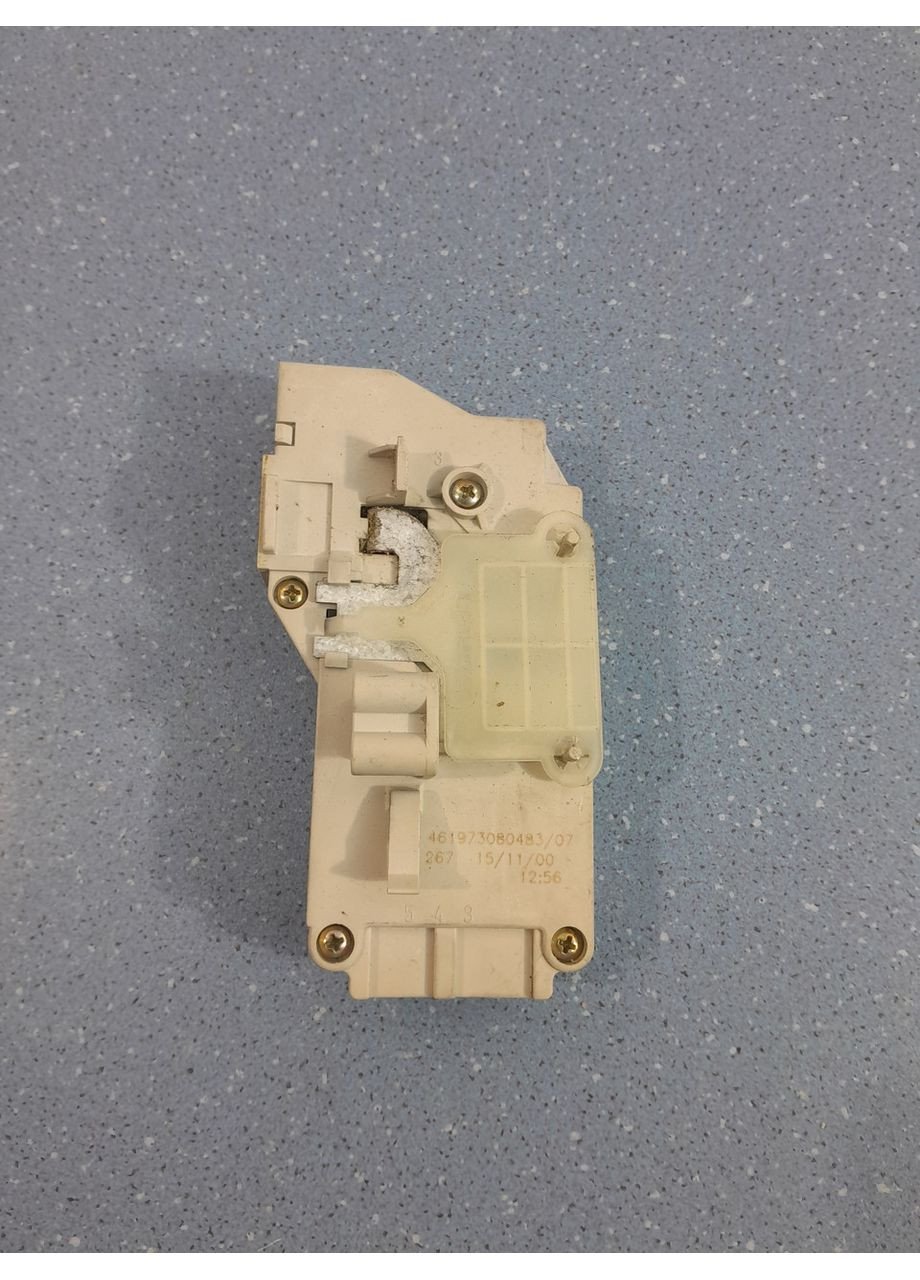 Замок люка для пральної машини 461973080483/07 ARISTON (364504247)