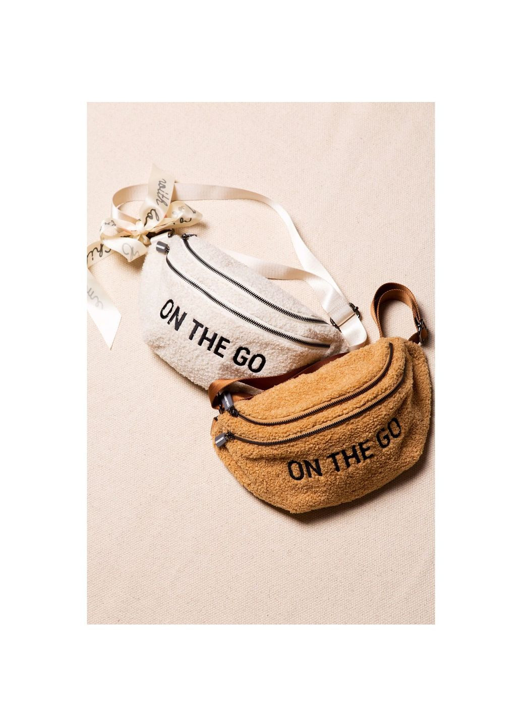 Сумка через плече Banana bag Teddy White () Childhome CWBANATW (331790839)