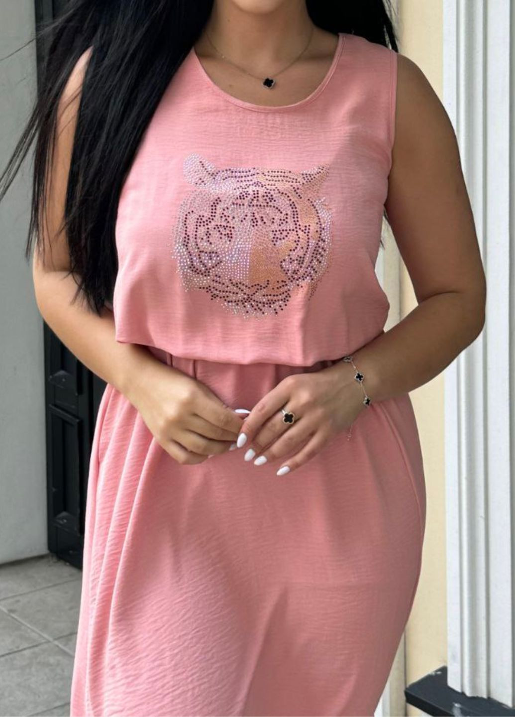 Розовое повседневный изысканное легкое повседневное летнее меди платье без рукавов с карманами и украшенное камешками Tik-Tak с рисунком