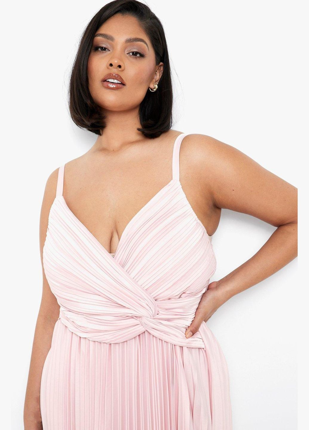 Розовое вечернее платье Boohoo однотонное