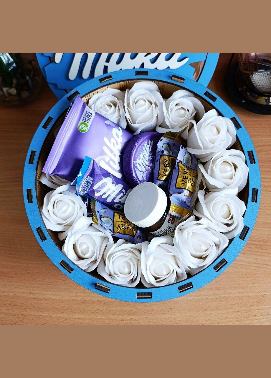 Бокс мілка з солодощами для дівчини на день народження 8 березня день закоханих новий рік різдво на свято(ar236) No Brand (336906195)