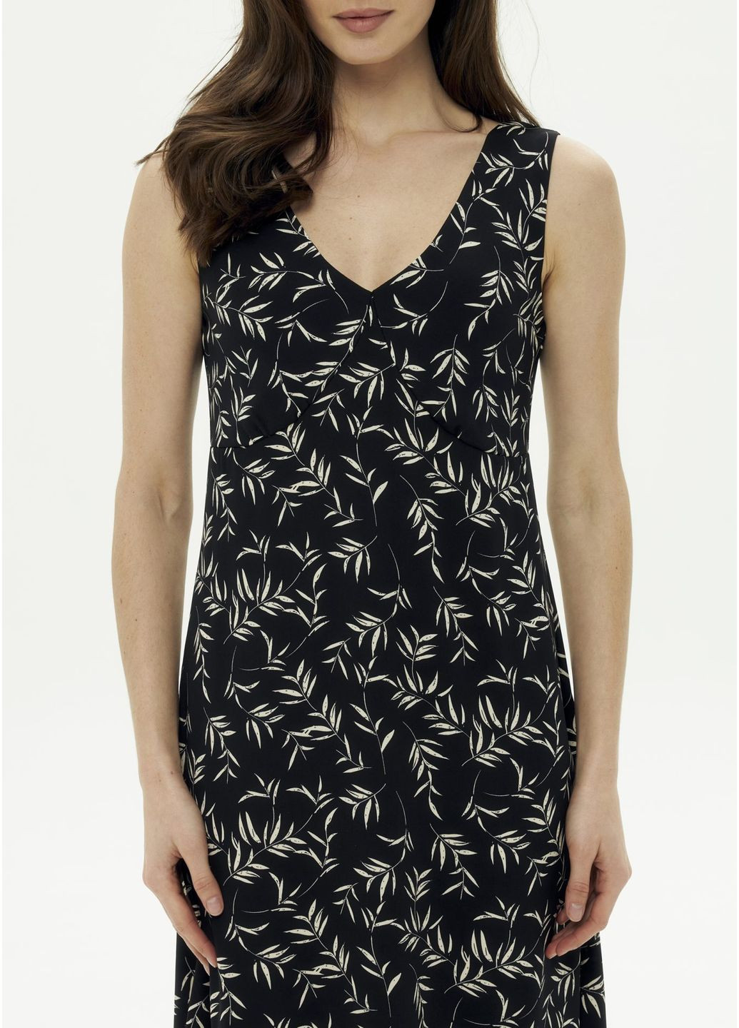 Комбинированное платье 1600272511al черный Alvo