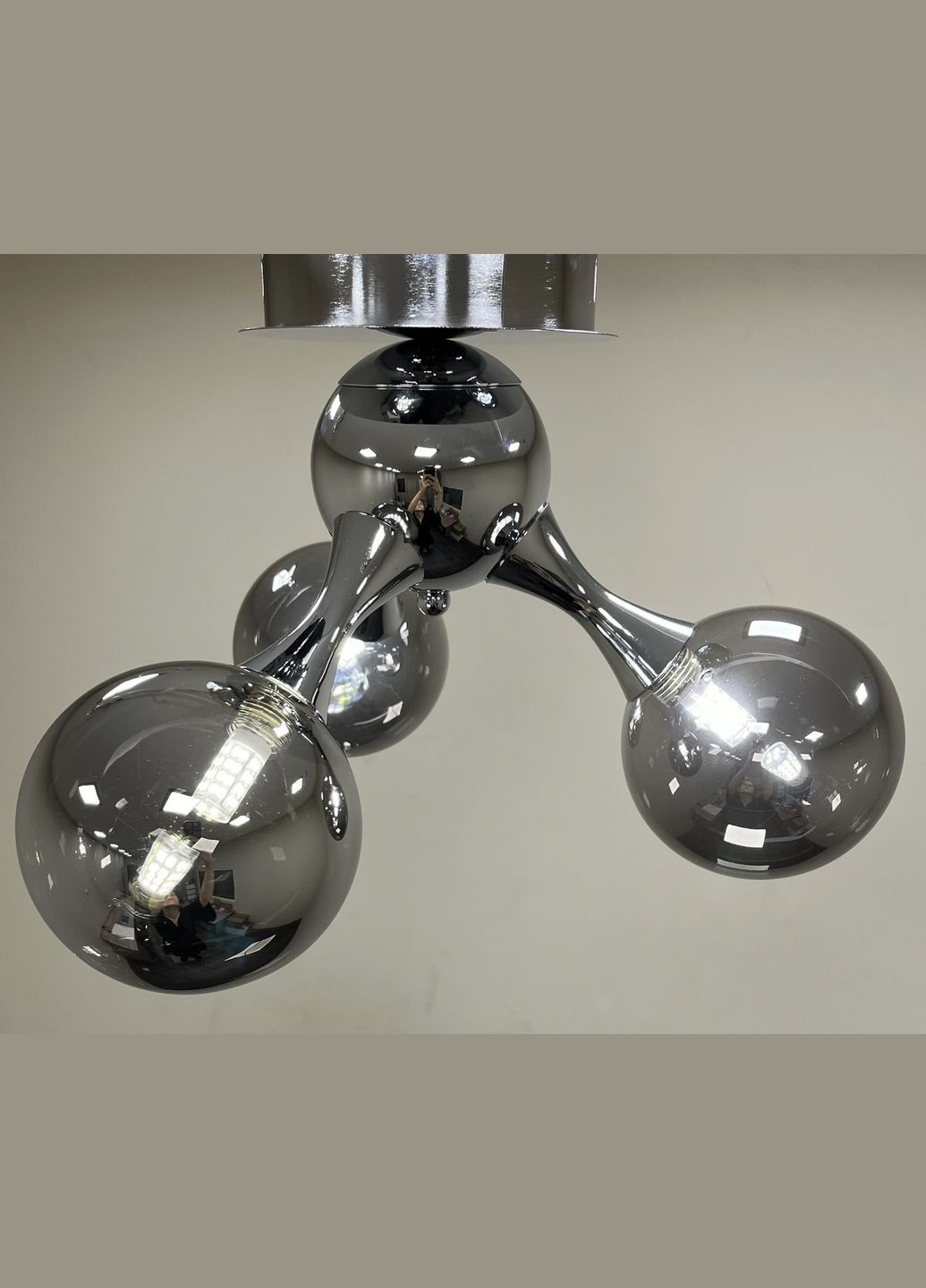 Срібна сучасна люстра на 3 чорних плафони (52-9817-3 CR+BK) No Brand (370071969)