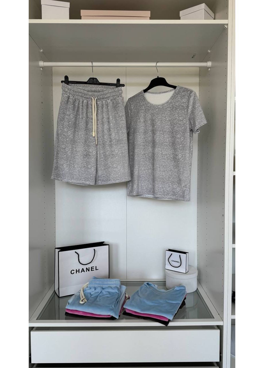 Женский летний костюм двойка: футболка и шорты Україна (353492797)