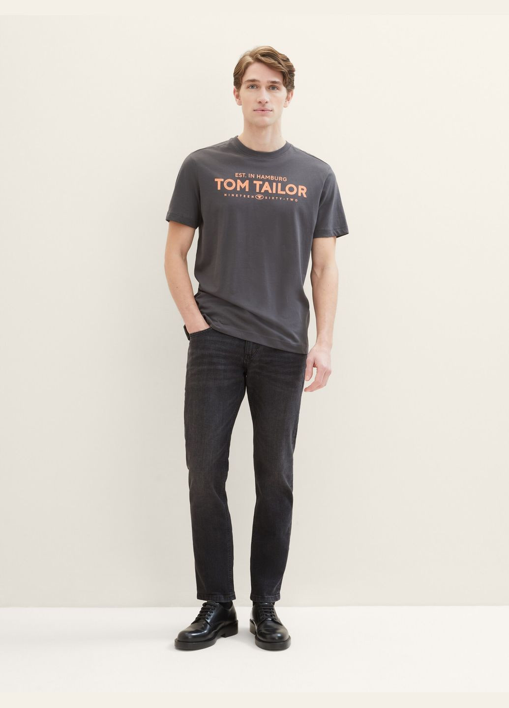 Серые демисезонные джинсы Tom Tailor