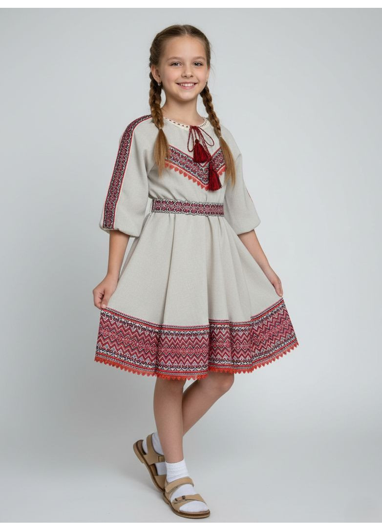 Бежевая бежевое детское вышитое платье НоКо габардин (370886114)