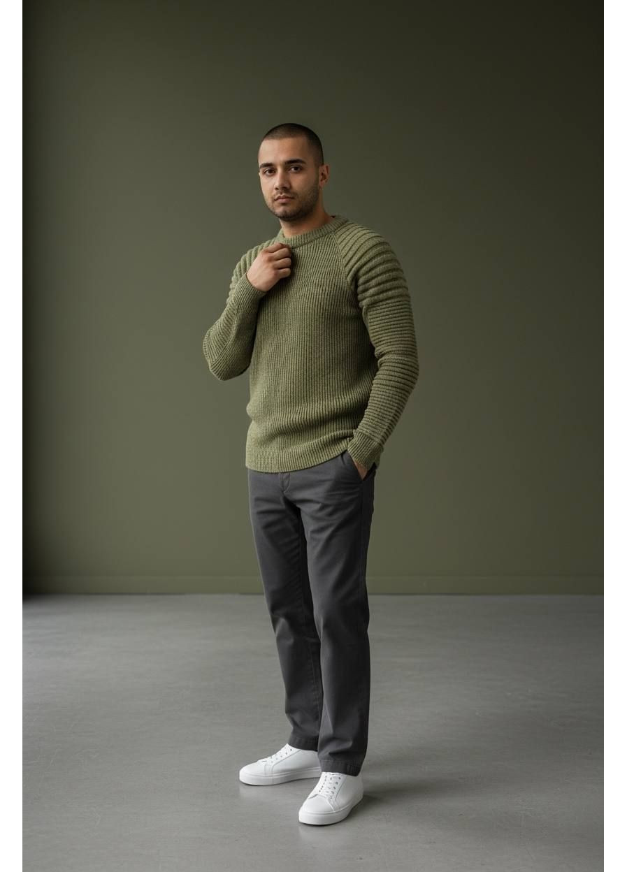 Оливковый свитер мужской twiety No Brand