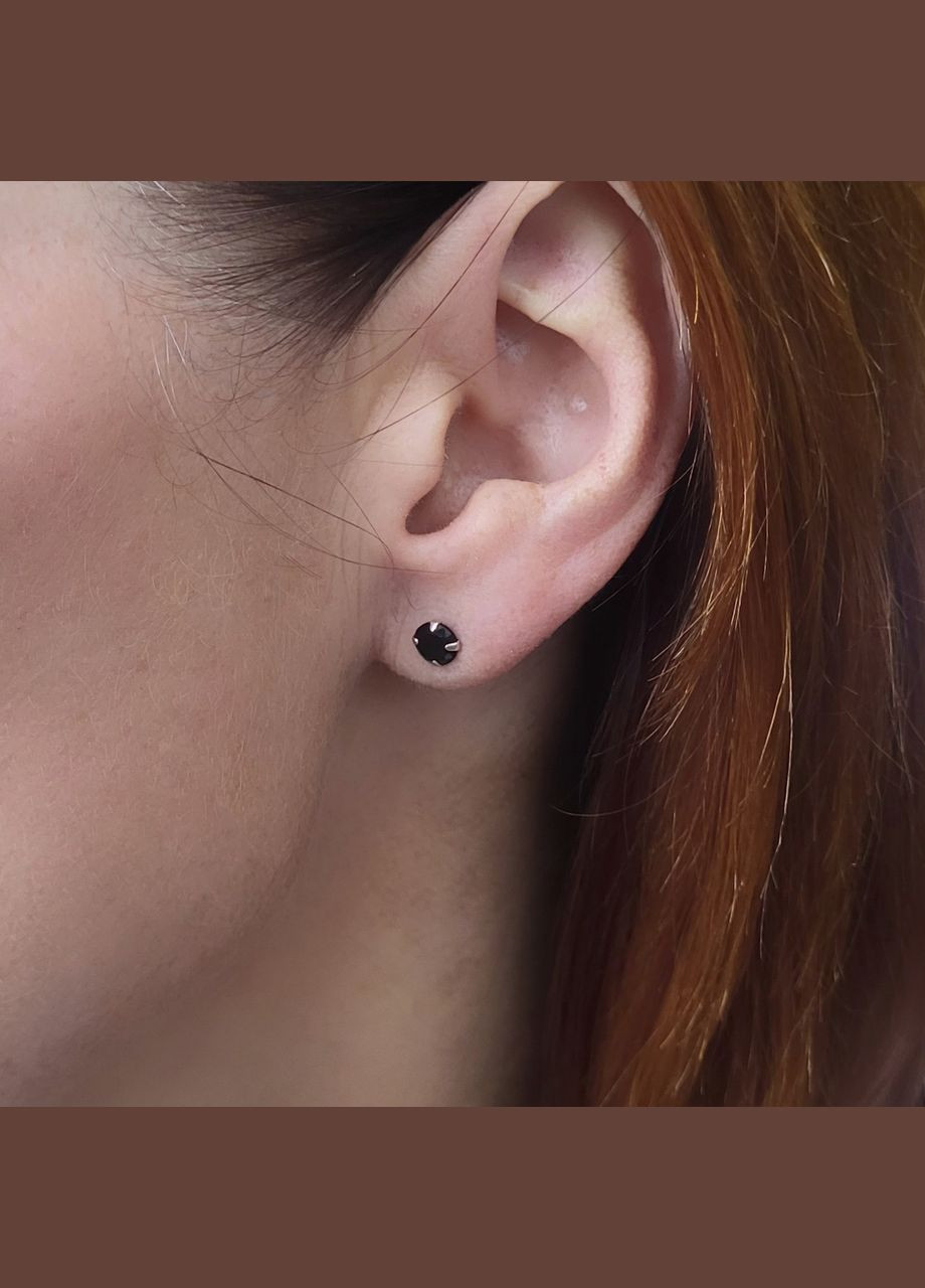 Серебряные гвоздики пусеты на фиксаторах с Черным камнем 5 мм серебро 925 пробы Родированное с2фо/606 0.60г No Brand (306741810)