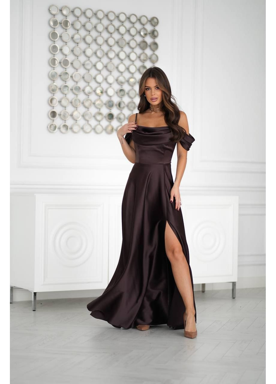 Коричнева святковий, вечірня атласна сукня максі зі спущеними рукавами та драпіруванням MonCher