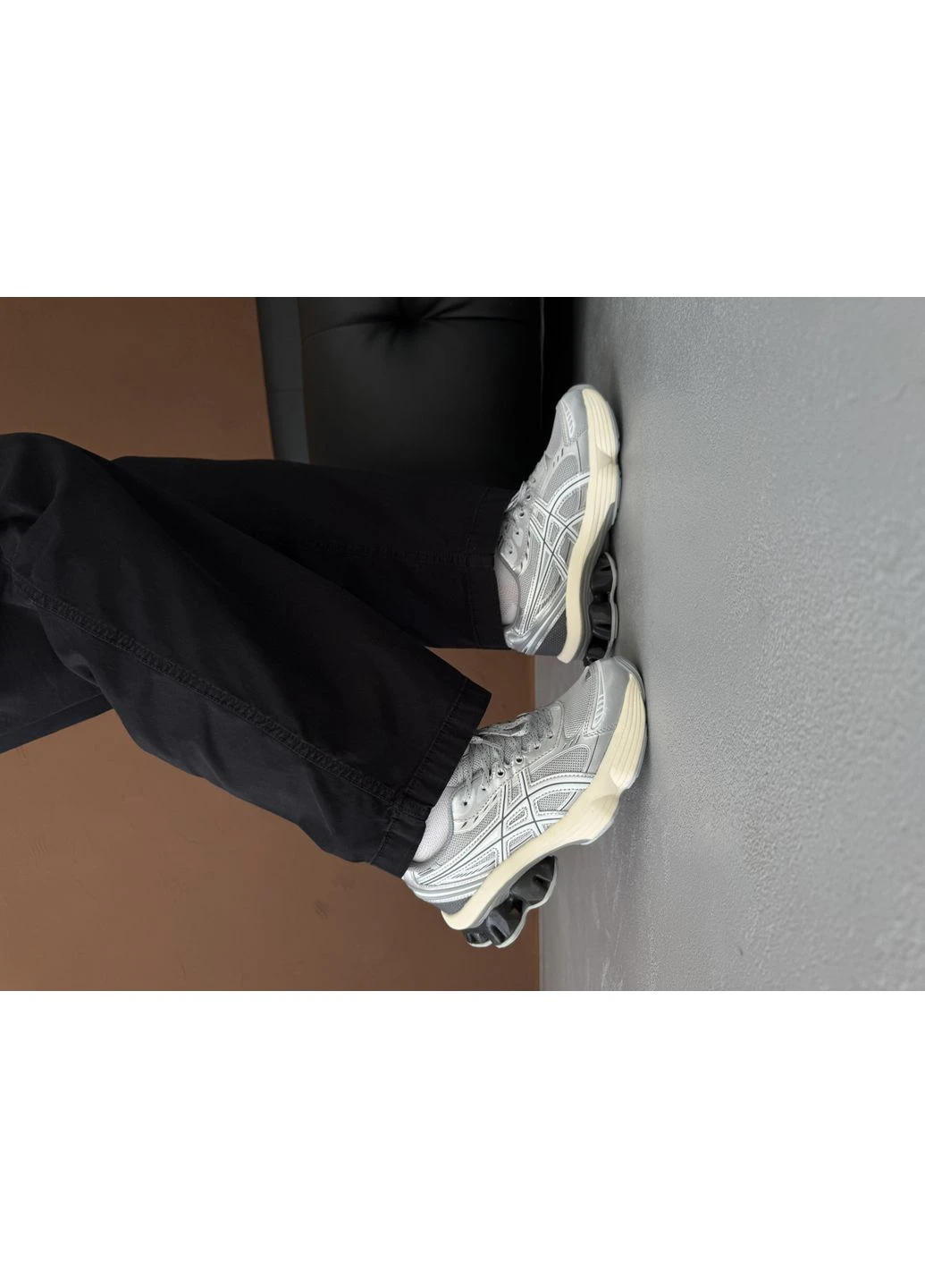 Серебряные демисезонные кроссовки мужские asics gel-kinetic fluent white silver | асикс гель-кинетик серебряные No Brand