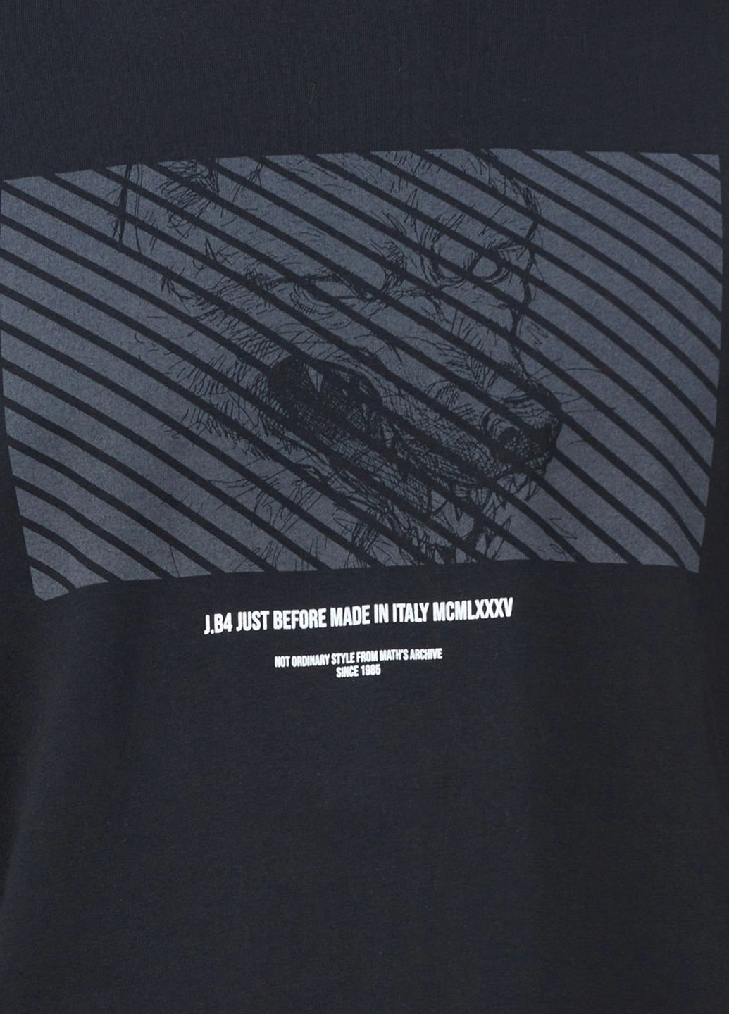 Черная футболка J.B4 (Just Before)