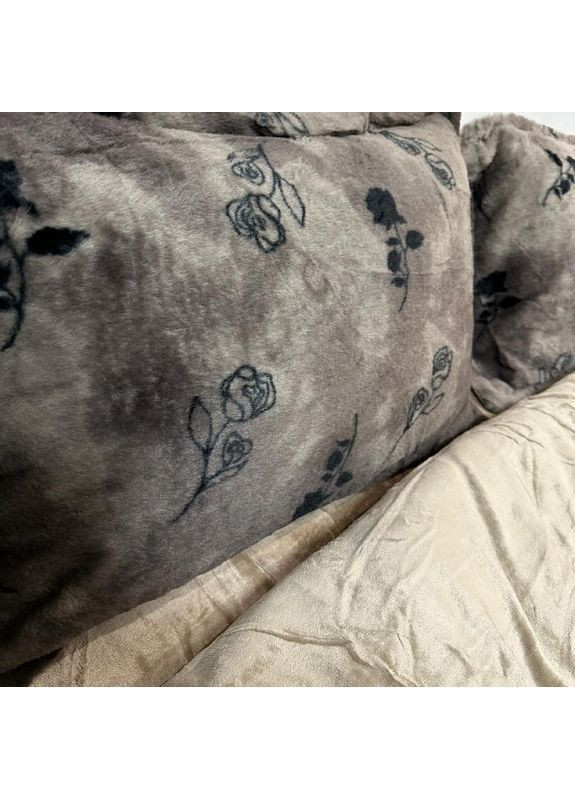 Эксклюзивное постельное белье "Хутро-велюр". Зимняя коллекция евро размер коричневого цвета. No Brand (371646147)