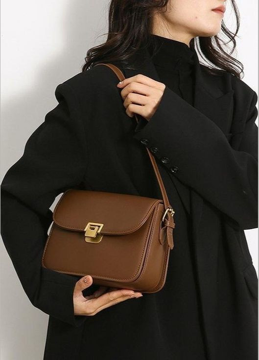 Жіноча сумка 8015 8018 крос-боді світло коричнева No Brand (280918007)