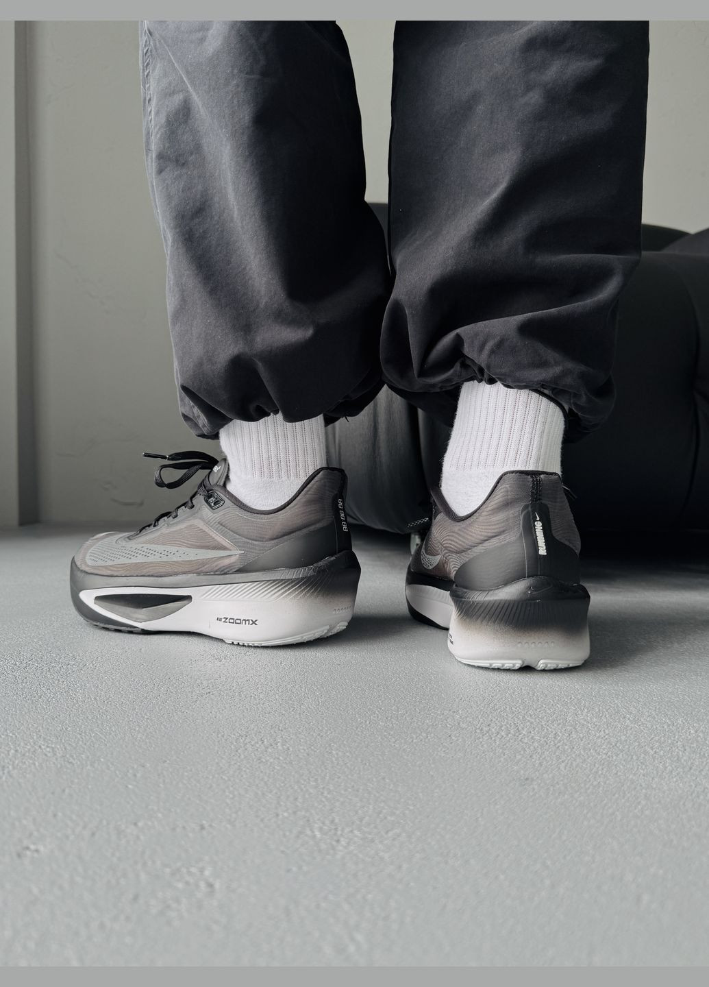 Черные демисезонные кроссовки мужские nike zoom fly 6 black grey | найк зум флай 6 черные No Brand