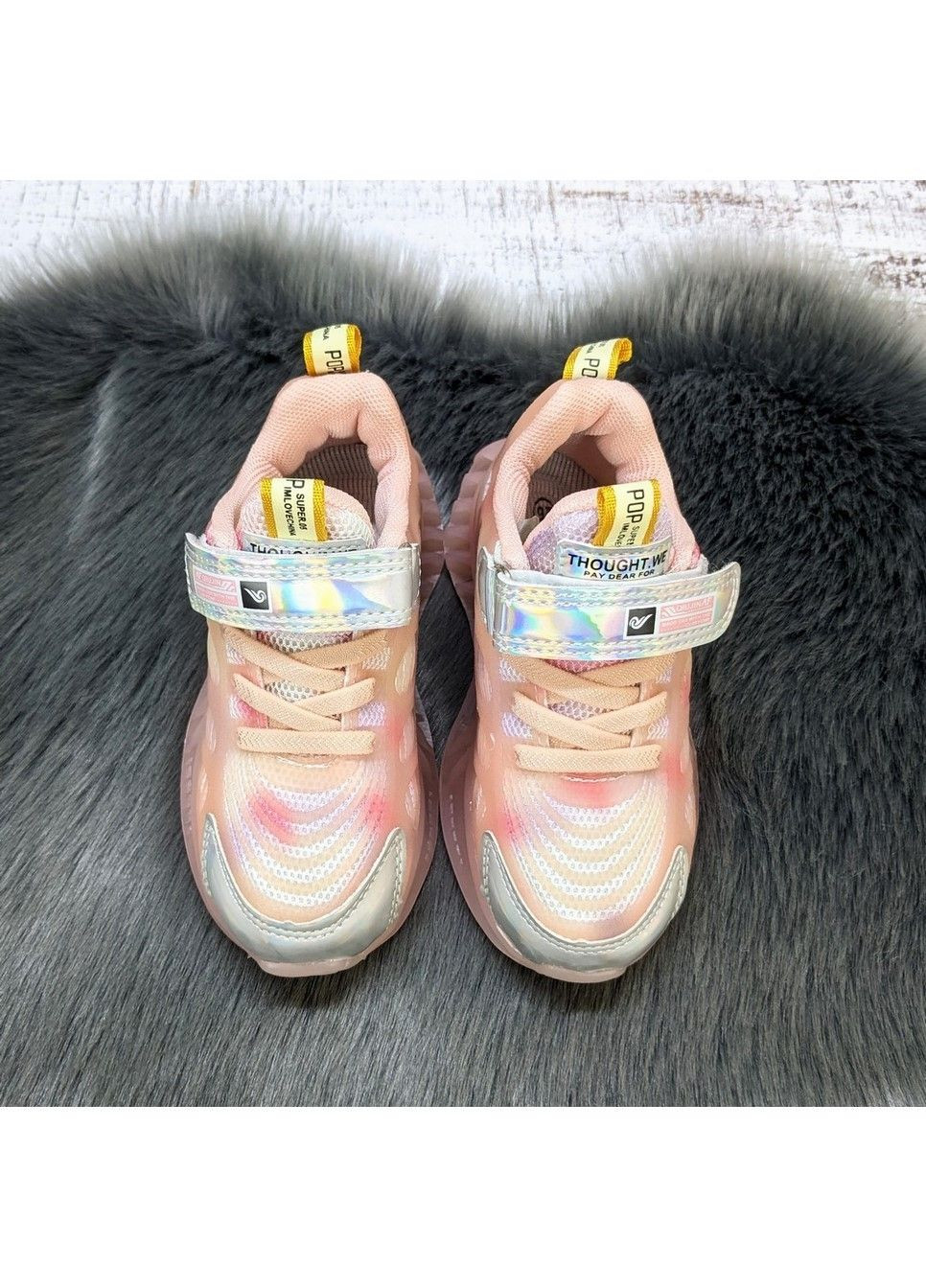 Бежевые демисезонные кроссовки детские для девочки Bessky