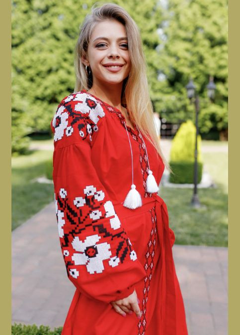 Красный зимний женское вышитое платье парижский букет красное Galychanka 7130