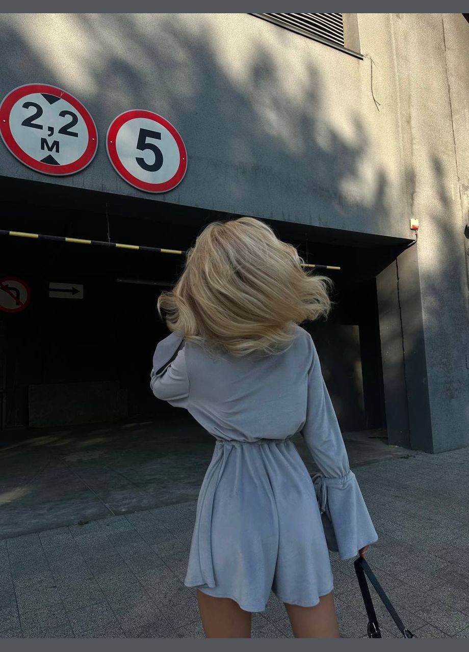 М'який сірий велюровий комбінезон з поясом, який ідеально підкреслить вашу красу, комфортний комбез на ґудзиках. No Brand 306 однотонний сірий