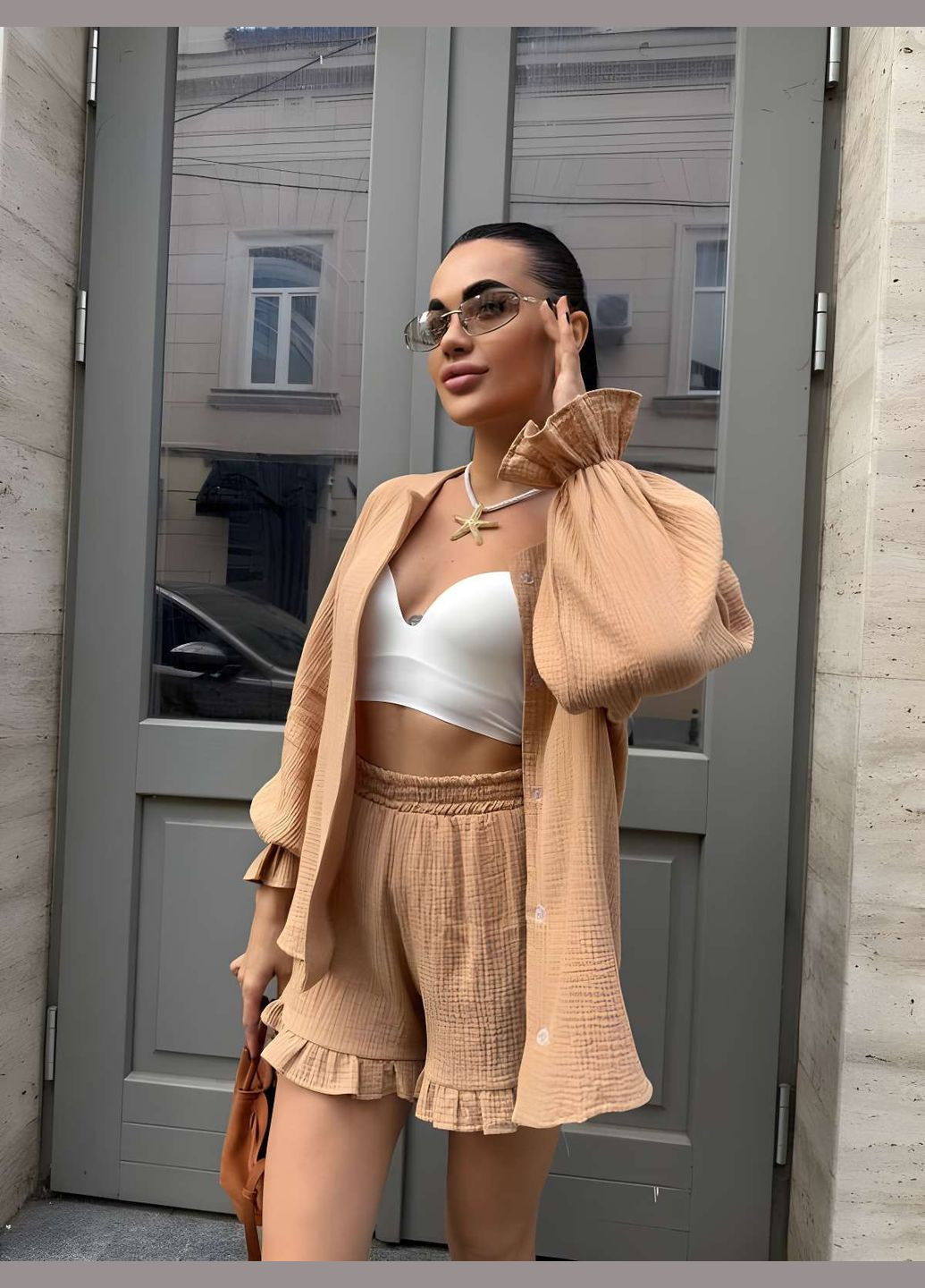 Женский летний костюм муслиновый костюм рубашка и шортики темно-бежевый No Brand (333143173)