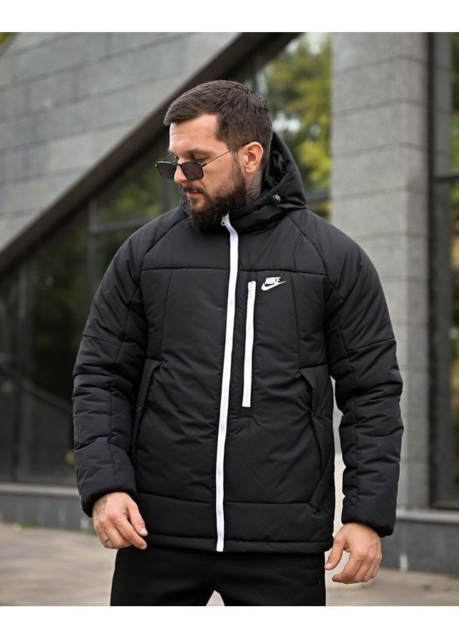 Чорна зимня мужская зимняя куртка черная Nike
