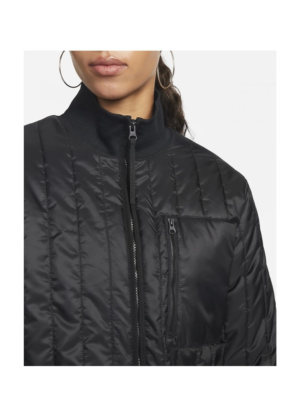 Чорна куртка жіноча sportswear therma-fit tech pack black dq7745-010 Nike