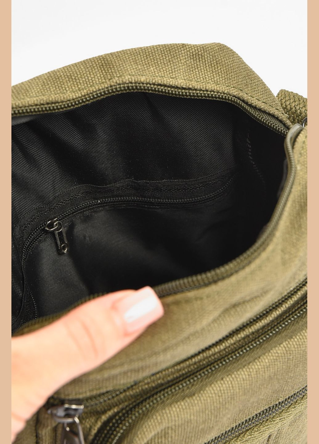 Сумка мужская через плечо текстиль цвета хаки Let's Shop (336147682)