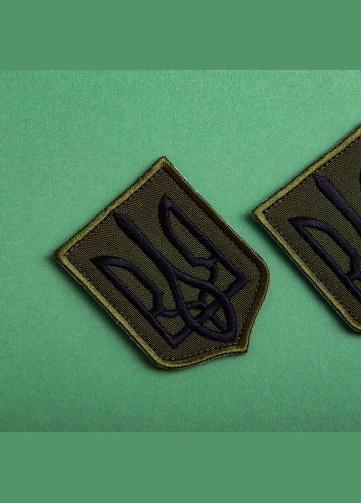 Набір шевронів 2 шт з липучкою Герб Тризуб України 6х8 см хакі вишитий патч нашивка IDEIA (275869905)