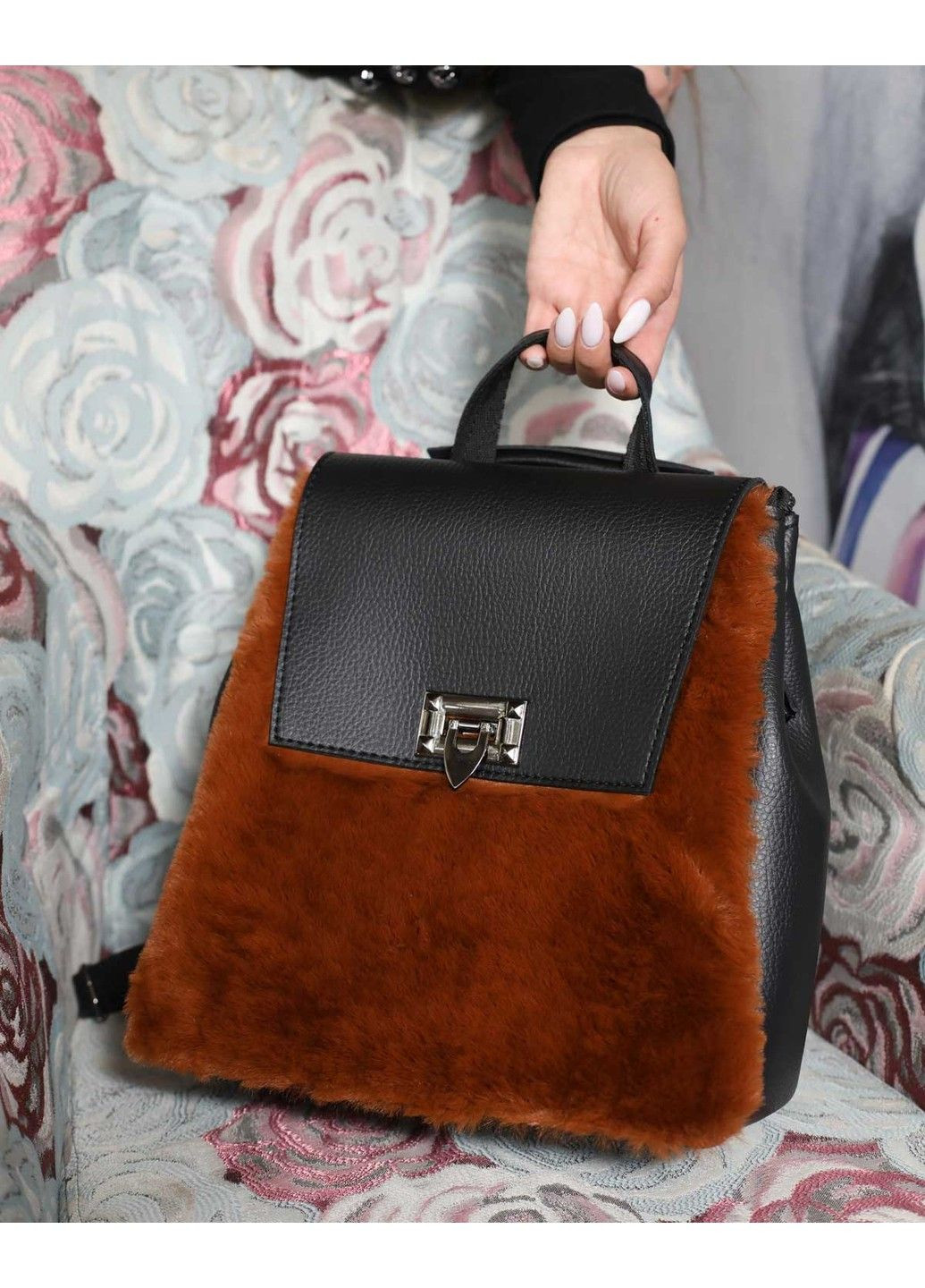 Жіночий рюкзак «Фабі» чорний з рудим хутром WeLassie (315688799)