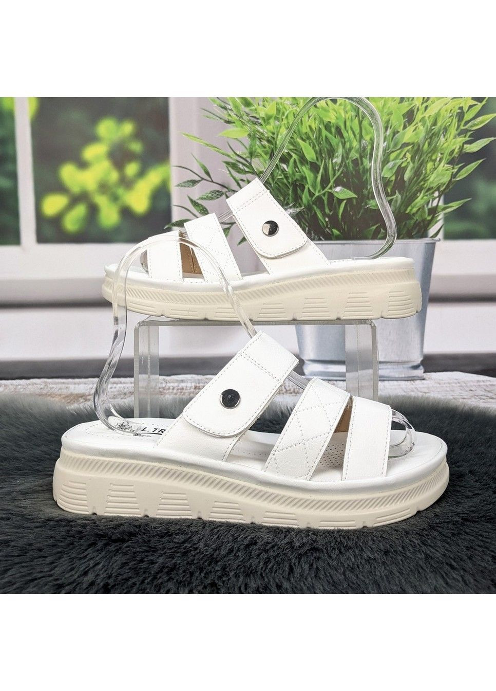 Белые шлепанцы женские Fashion