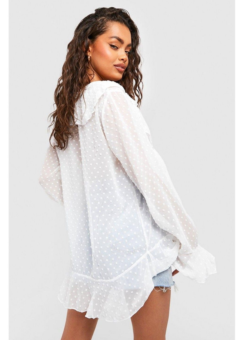Белое откровенный платье Boohoo однотонное