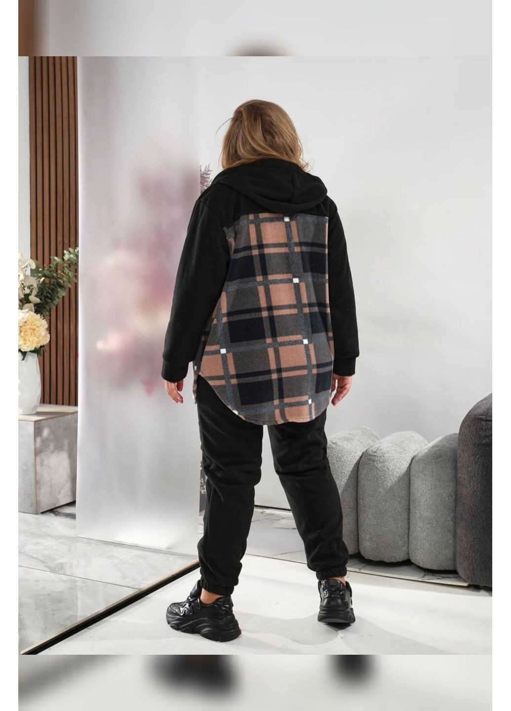 Жіночий теплий флісовий костюм батал чорний з принтом у клітинку Bonita Спортивний костюм (361019530)