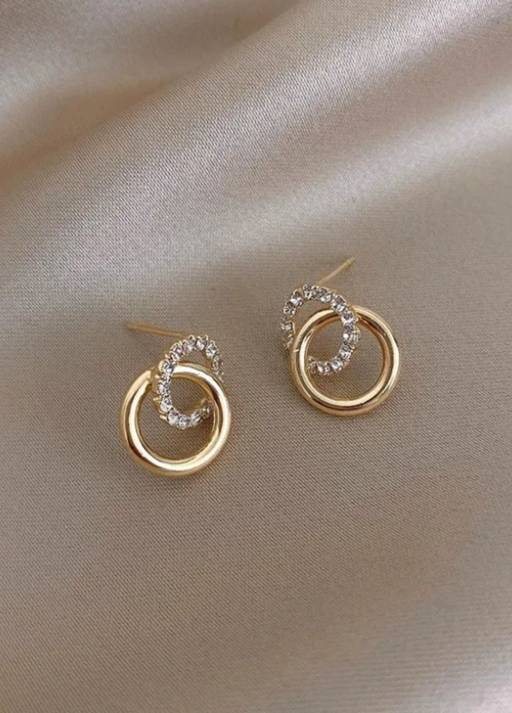 Сережки жіночі два кола схрещені Fashion Jewelry (369327945)