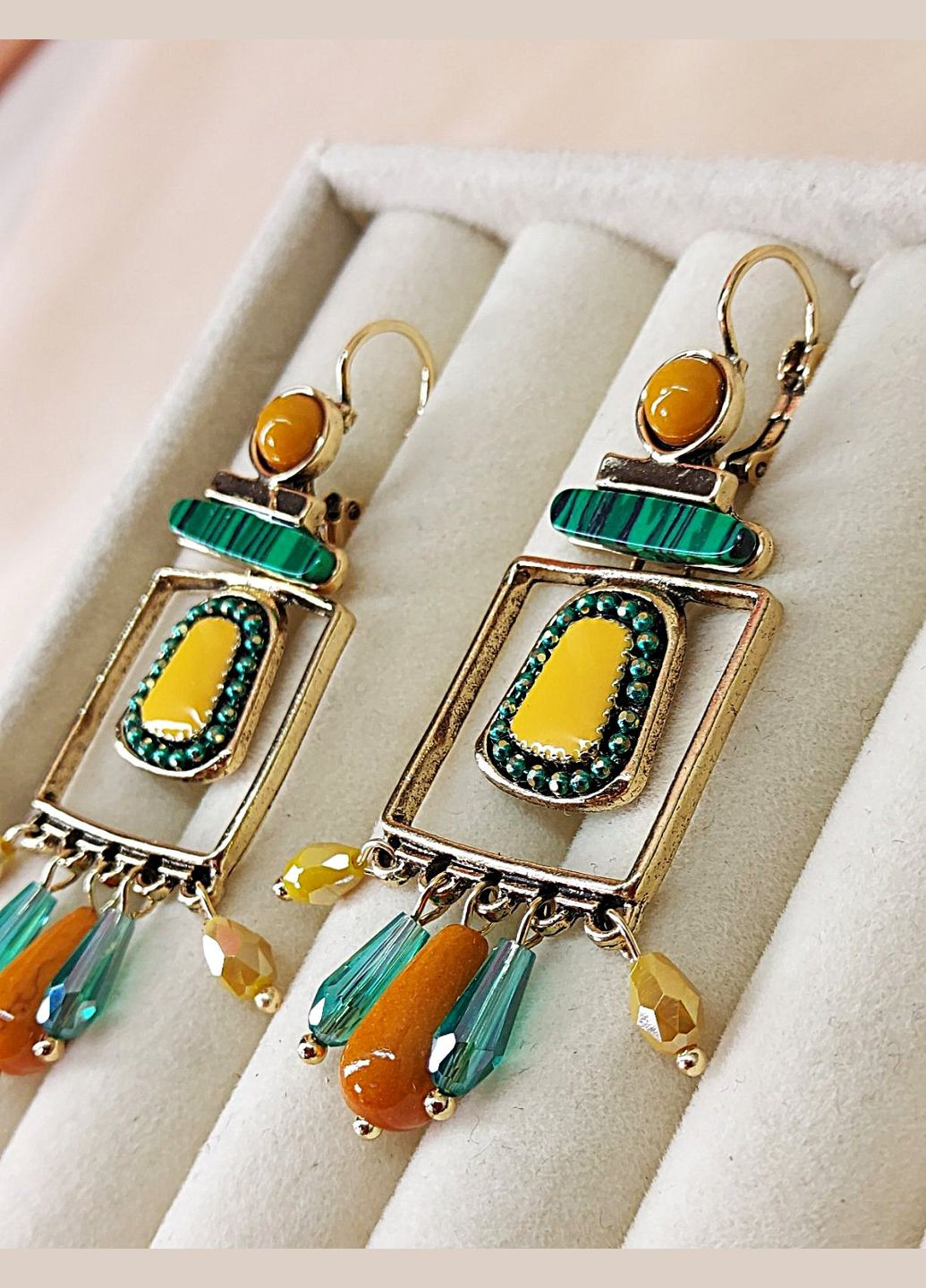 Сережки женские удлиненные Цветные Охра No Brand (331621052)