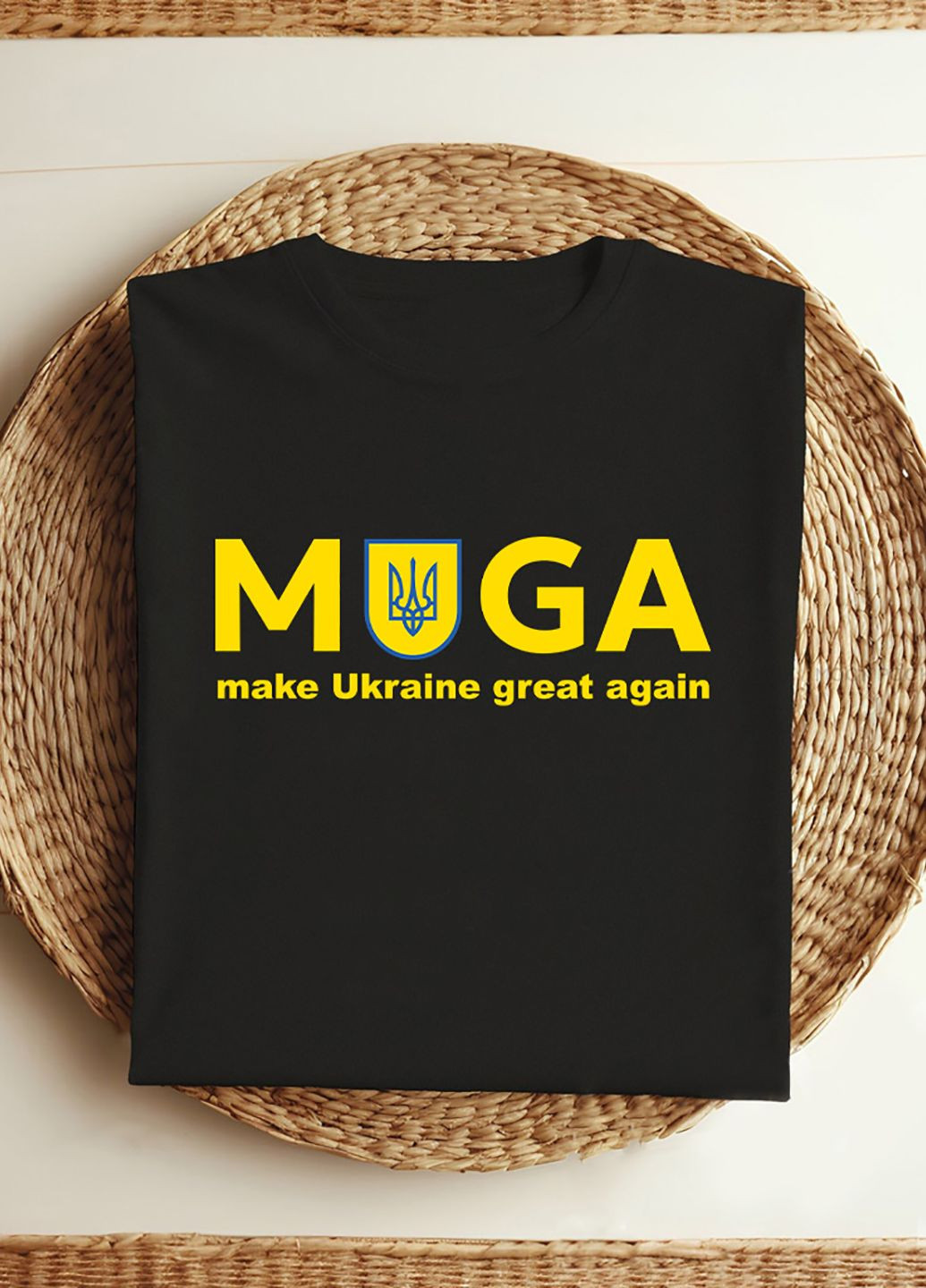Черная демисезон футболка женская черная greene:"muga" Love&Live