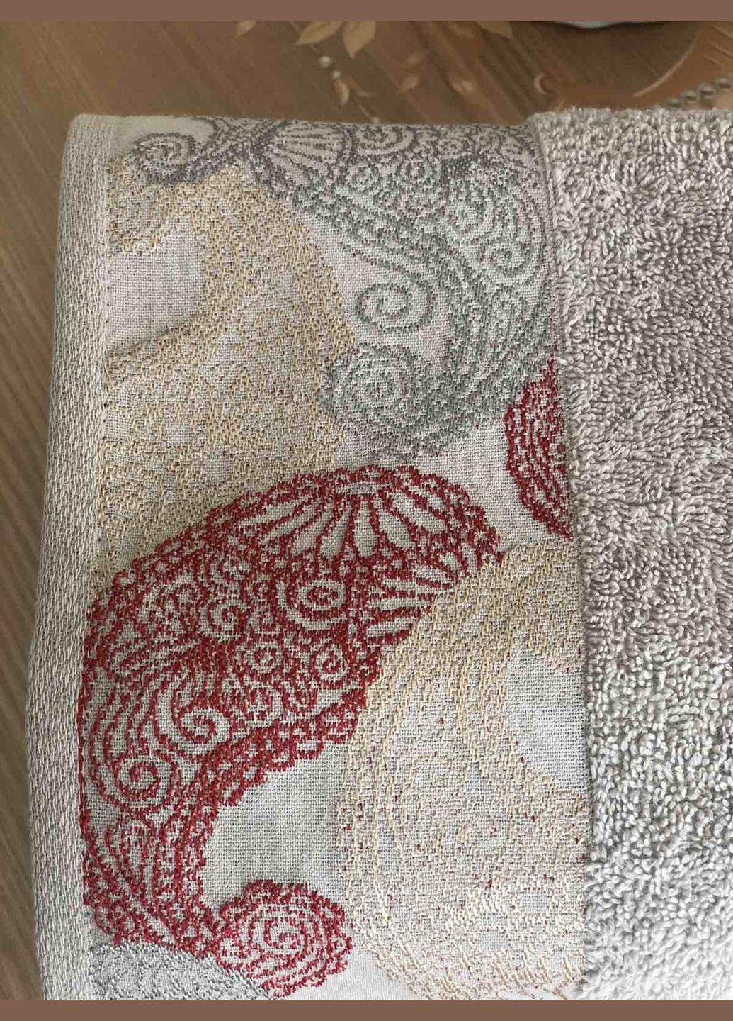 Полотенце махровое гладкокрашенный жаккард бордюр Орнамент 70х140 Катруся орнамент бежевый