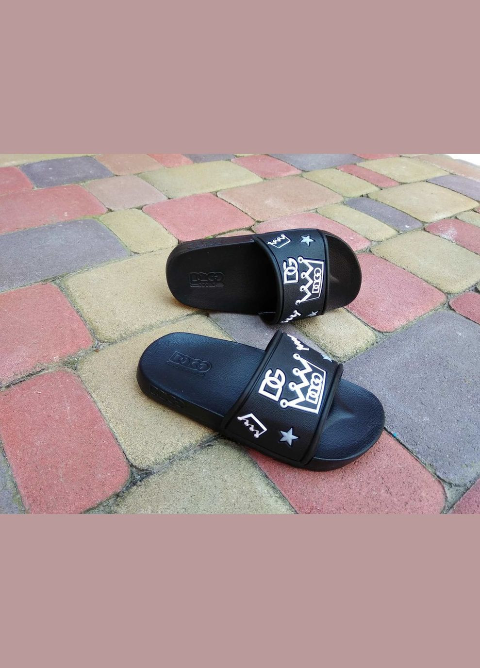 Черные стильные шлепанцы из пены для девочки Dago