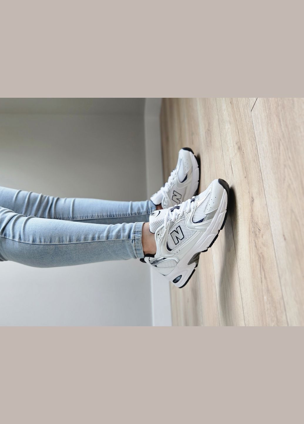 Кроссовки женские и мужские New Balance 530 white silver \ Нью Беланс 530 белые серебряные No Brand белые демисезоны (302241510)