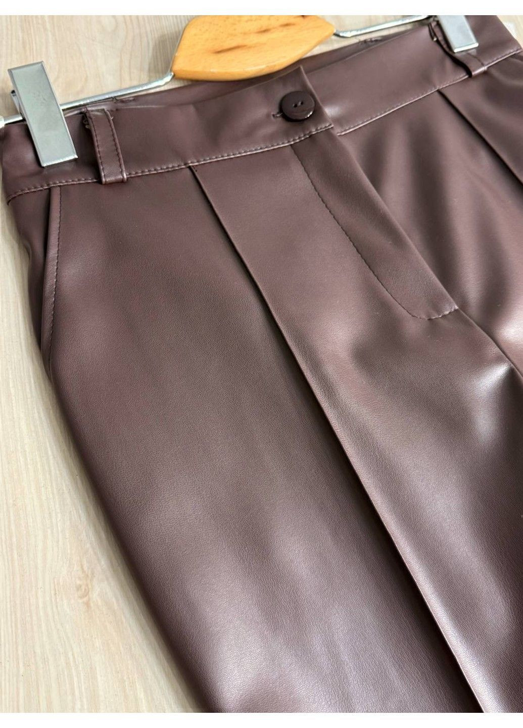 Брюки жіночі Gritana 201 з екошкіри прямі зі стрілкою коричневі No Brand (363130889)