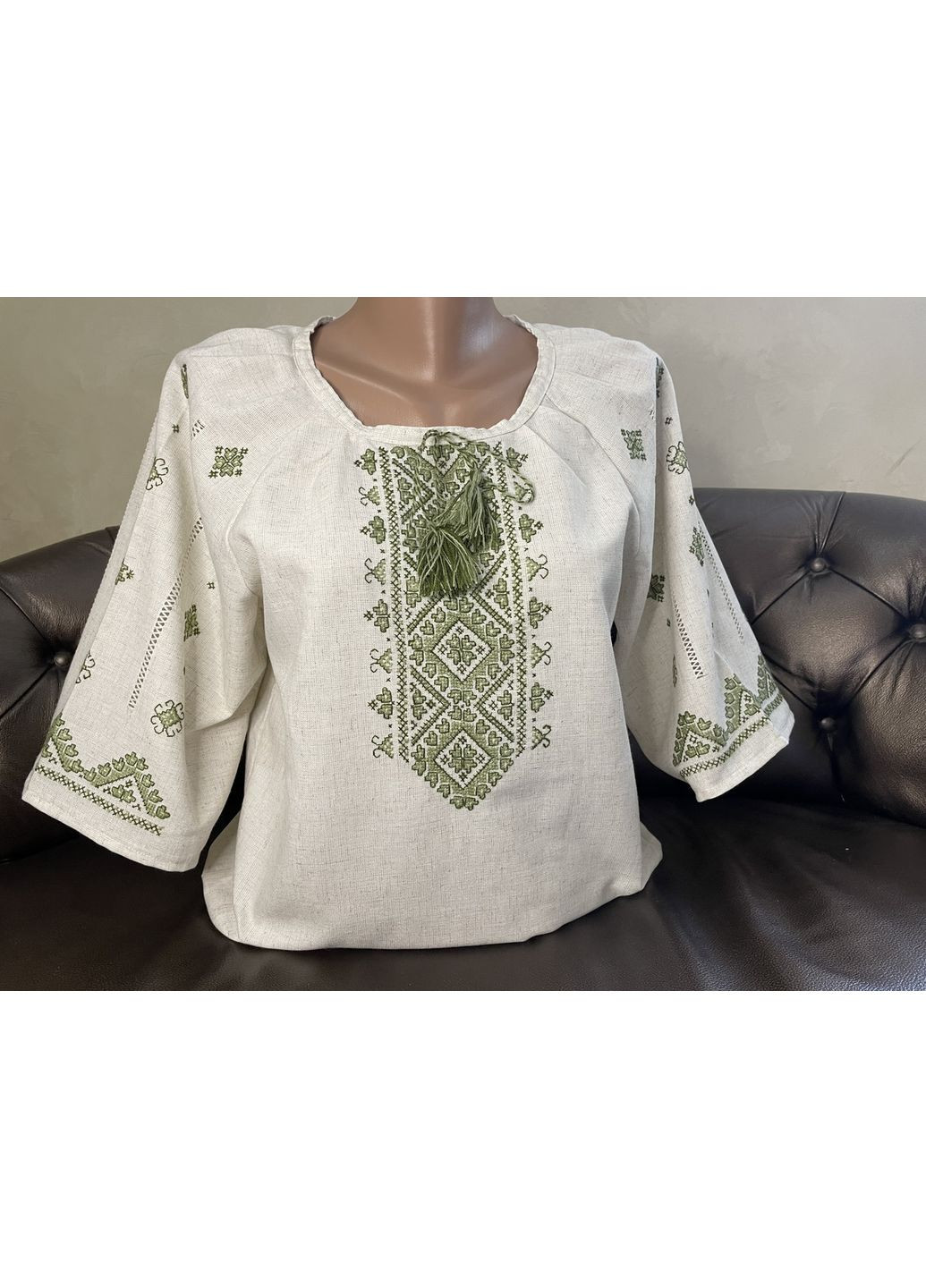 Сіра стильна жіноча вишиванка на сірому льоні ручної роботи ж-2036. m (371907639)