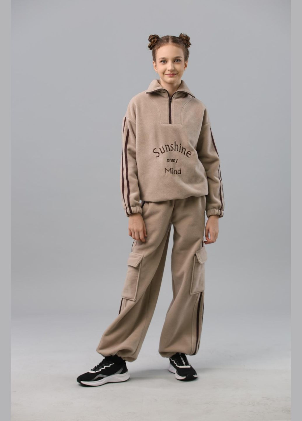 Бежевий демісезонний флісовий костюм з лампасами беж брючний IRmAS оверсайз