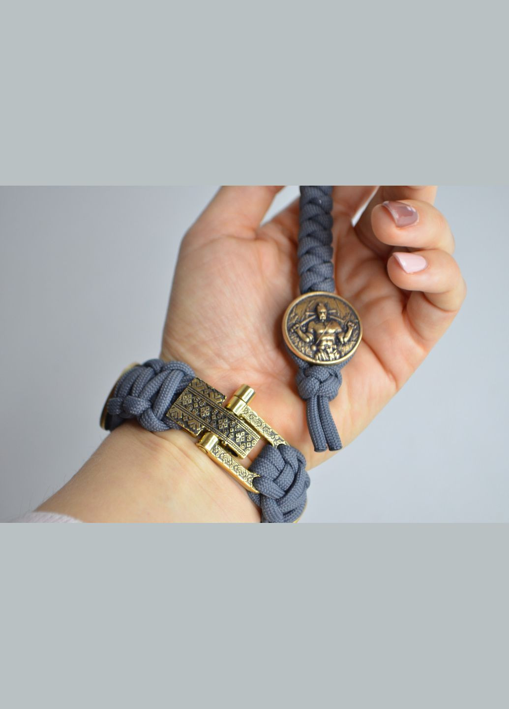 Набір Браслет з ДШВ, морською піхотою та гербом України, застібка-вишиванка з латуні,бронзи + брелок з козаком No Brand (341738964)