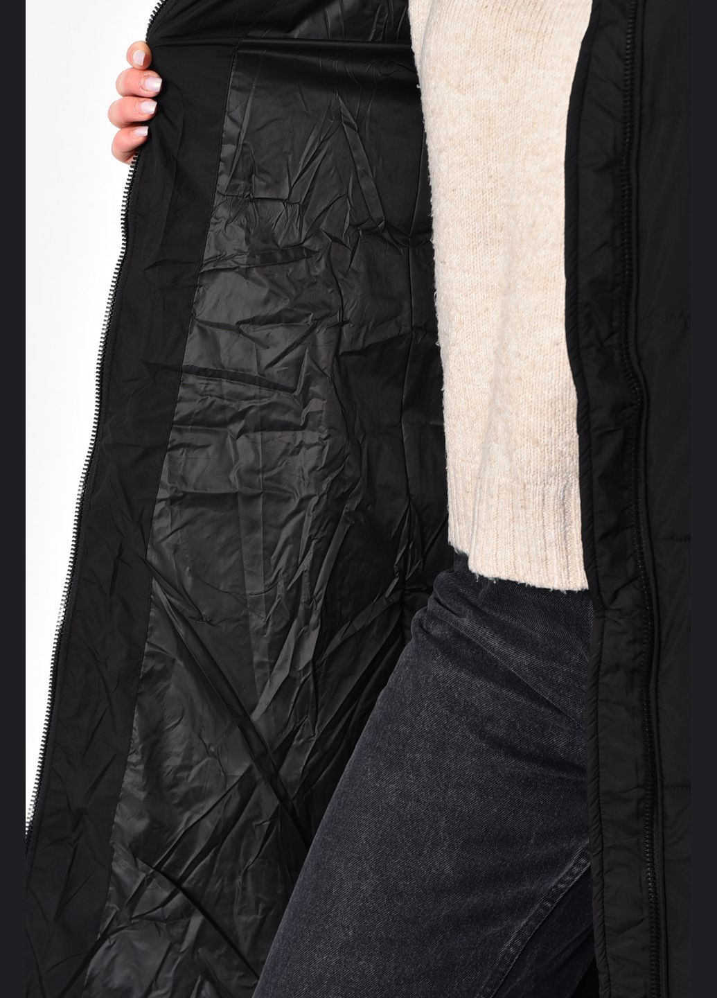 Черная демисезонная куртка женская еврозима черного цвета Let's Shop