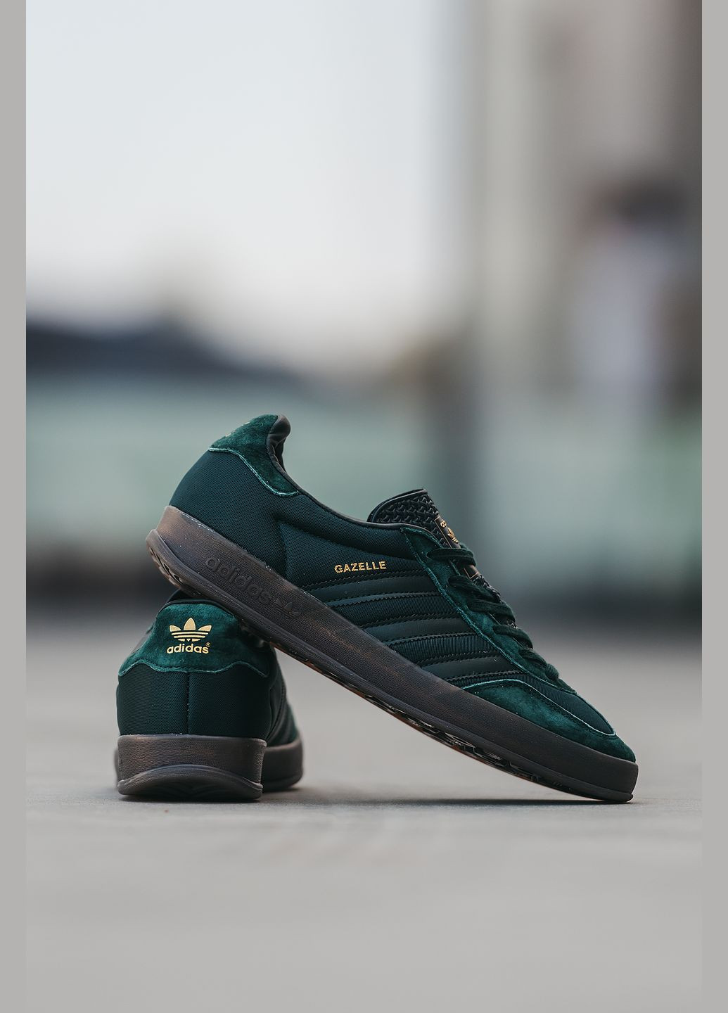 Зеленые демисезонные кроссовки мужские adidas Gazelle Indoor Green