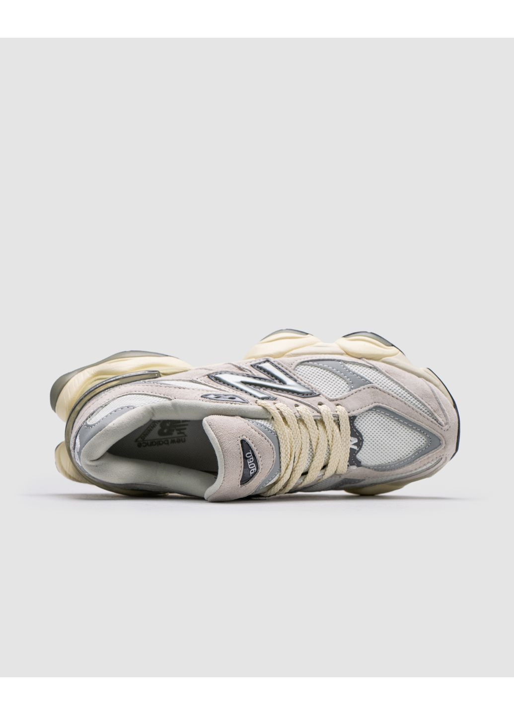 КРОСІВКИ ЖІНОЧІ NEW BALANCE 9060 WHITE / SILVER НЬЮ БЕЛАНС 9060 No Brand білі демісезони (367173826)